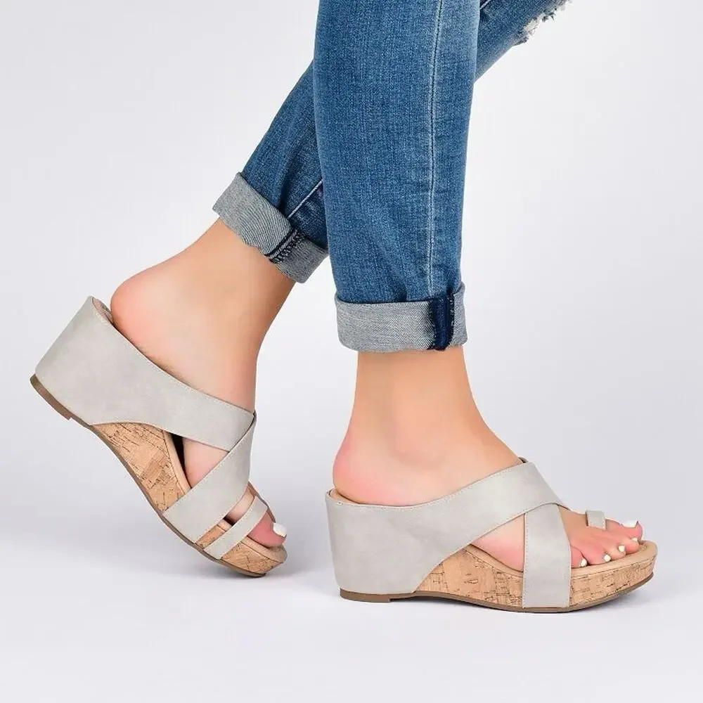 Journee Collection Rayna Women’s Size 12 Stone Wedge Sandals New